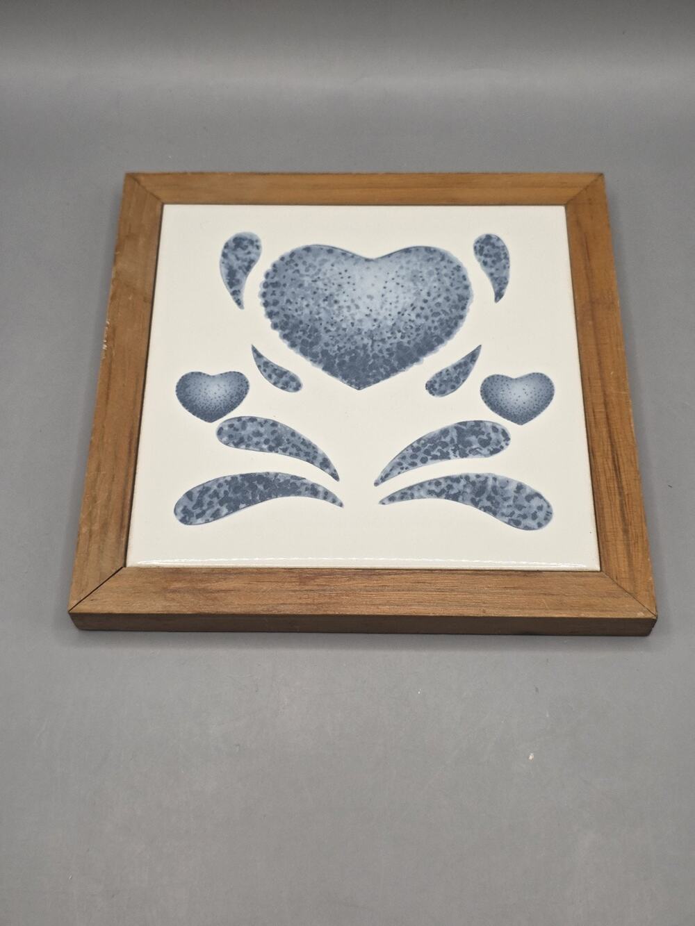 Vtg Corning Corelle Blue Hearts Spongeware Style Tile Trivet Wall Hanging 7"